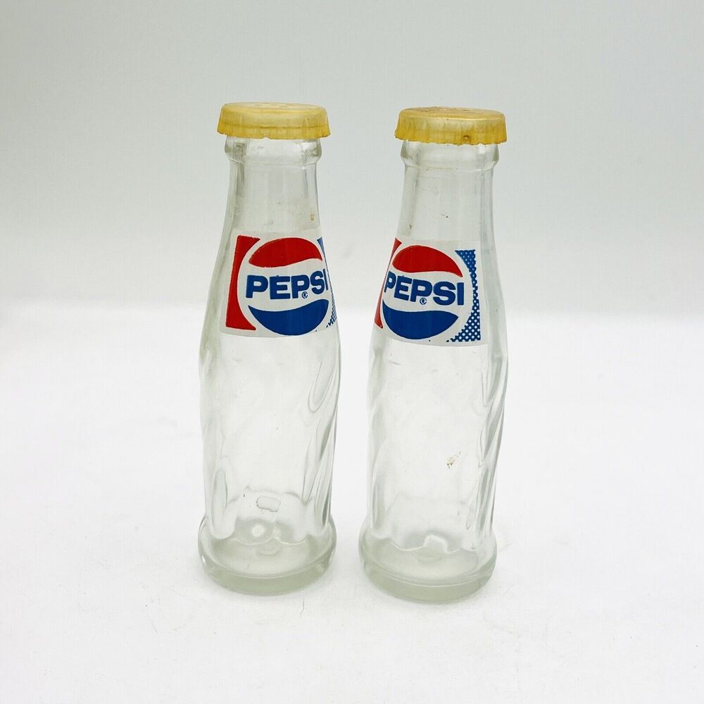 VTG Miniature Pepsi Bottles Salt & Pepper Shakers Shaker Set Pepsico collectible